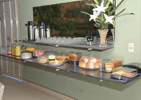 Hotel Pousada Universitária - sarapan
