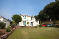 Clydesdale Apartments