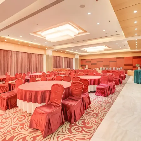 The Ssk Solitaire Hotel & Banquets