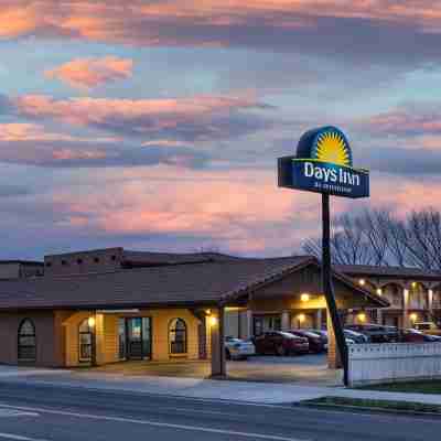 Days Inn by Wyndham Winnemucca Hotel Exterior