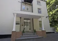 La Suisse Serviced Apartments Hotels in Prestwich