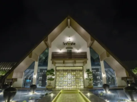 Woods the Clubhouse - Mangalyam Meadows Hotels in Valsad