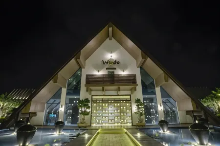 Woods the Clubhouse - Mangalyam Meadows Отели в г. Валсад