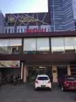 RedDoorz Plus @ Hotel Alden Makassar Hotels in Ujung Pandang