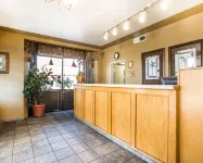 California Inn and Suites Bakersfield