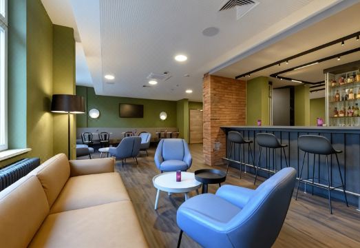 이비스 스타일 코부르크