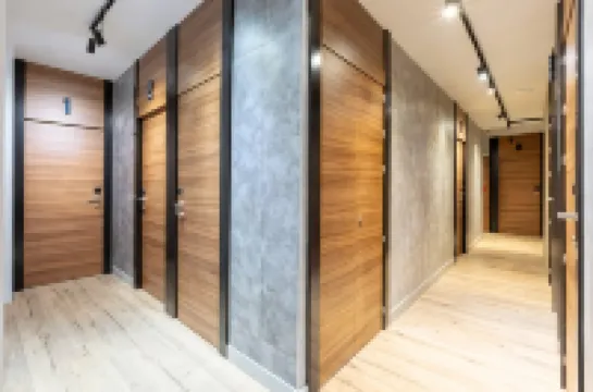 ホスタル アントン マーティン