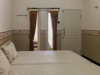 RedDoorz Syariah Near Pasar Sleko Madiun