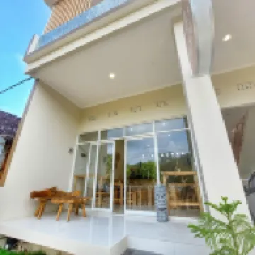 Summerfield Homestay and Cafe