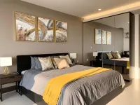 TopFloor Gorgeous Sunset-Mae Phim Beachfront Condo  호텔