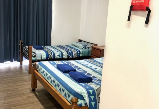 3. 베이 로지 데넘..