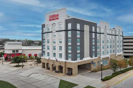 Hilton Garden Inn West Lafayette Wabash Landing Отели в г. Уэст-Лафайетт
