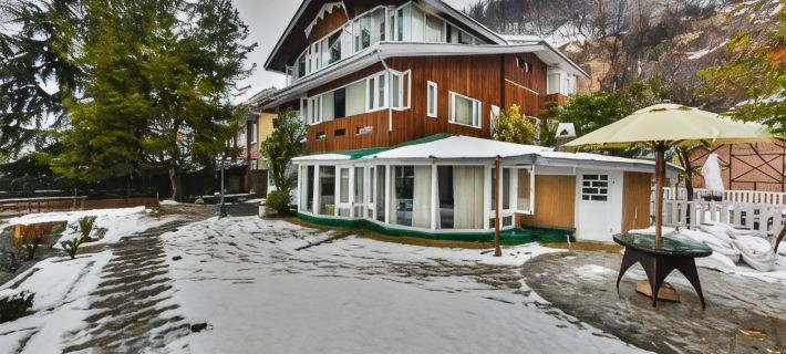 Hotel Metropolis Srinagar Hotels in Srinagar