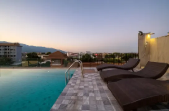 WE Terminal Hotel Hotels in Chiang Mai