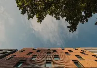 Luster Hotel