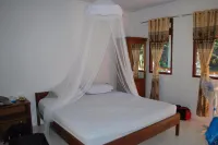 Tangkoko Macaca Resort Hotels in Bitung