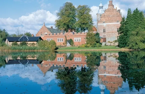 布羅霍姆城堡酒店