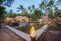 Bintang Bungalow Отели в г. Нуса-Пенида