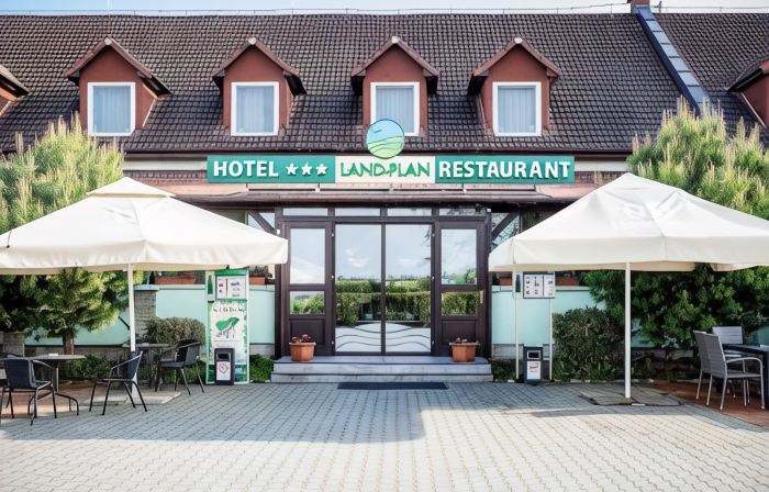Land-Plan Hotel