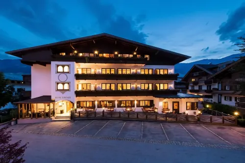 Der Pinzger Hotels in Stumm