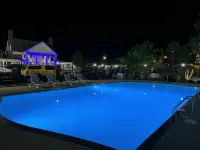 Rodeway Inn Historic - Pools