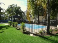 Narrabri Motel and Caravan Park - Pools