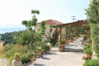 Maria's Garden Apartments