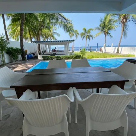 Brizo Hotel & Beach Resort