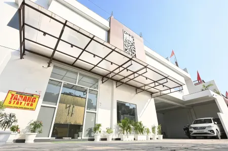 Tarang Stay Inn Отели рядом с достопримечательностью «Сарнат»