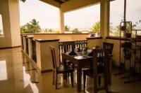The Ocean Pearl Hotel Negombo