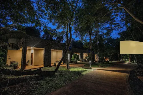 Yvy Hotel de Selva