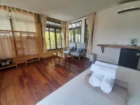 Eco Lagoon Hotels in Ong Lang Beach