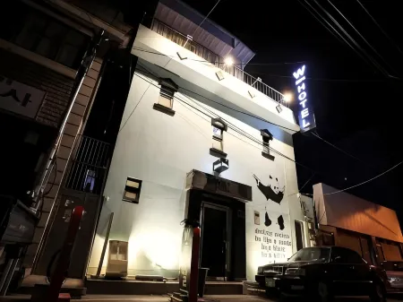 W Mini Hotel - Hostel