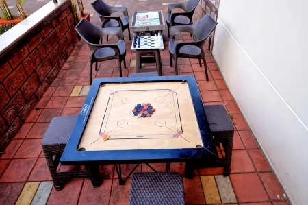 Strawberry Inn Отели рядом с достопримечательностью «Poonam Chowk»