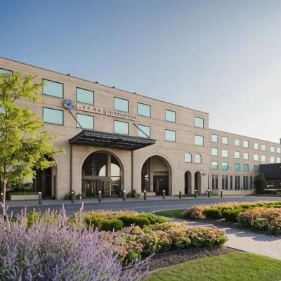 Hyatt Regency Schaumburg Chicago Hotels near Madhav Kendra(Swadhyay)