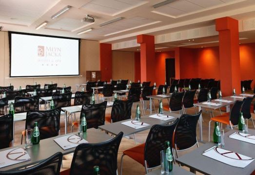 Młyn Jacka Hotel & Spa 실내 수영장