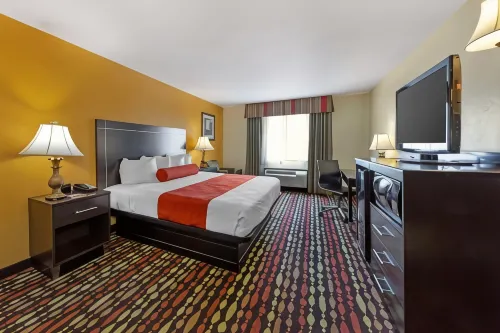 Best Western Greentree Inn  Suites Hotel di Moore