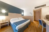 Caravel Bike Hotel