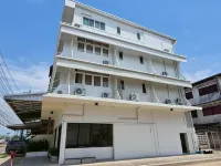 The White Residence Hoteller i Phlap Phla