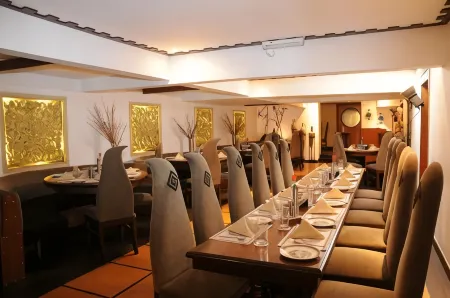 Lytton Hotel Отели рядом с достопримечательностью «Индиан Музеум»