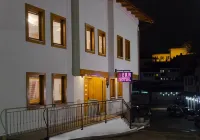 Hotel Berr Hotels near Yellow Fortress