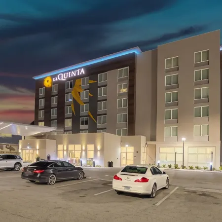 La Quinta Inn & Suites by Wyndham Mobile