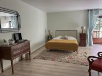 Maison Belles Pierres Hotels in Meursault