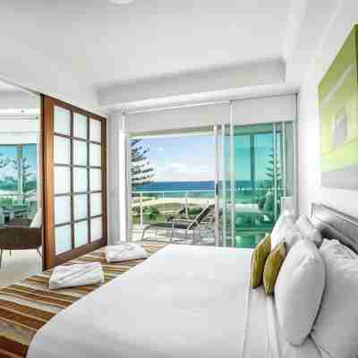 Reflection on the Sea Rooms