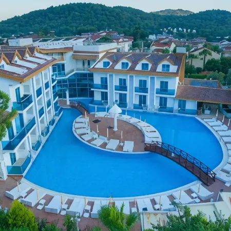 Ocean Blue High Class Hotel & Spa