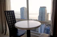 Regency Grand Suites - Sea View