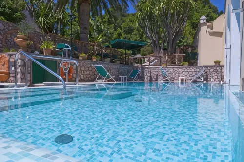 Hotel Villa Sarah - Pools