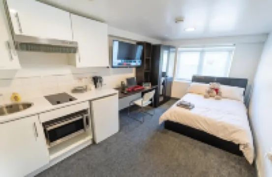 100 Dale Road Studios in Guest House