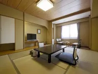 Shiga Park Hotel Hotels near Yokoteyama