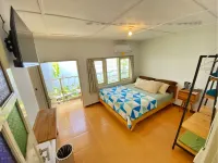 Petik Merah Homestay